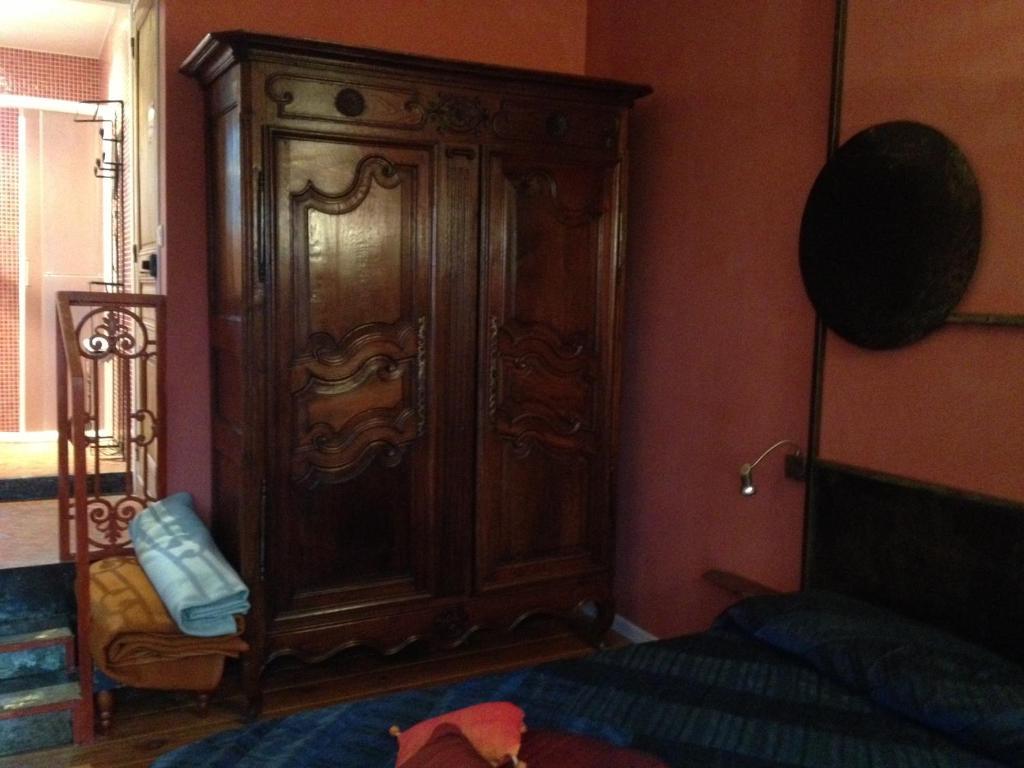Les Jardins Du Rebaut Bed & Breakfast Beziers Bilik gambar